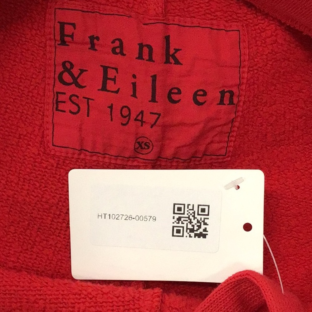 Frank & Eileen Red Sleeveless Top and Shorts Set size S - Picture 6 of 6